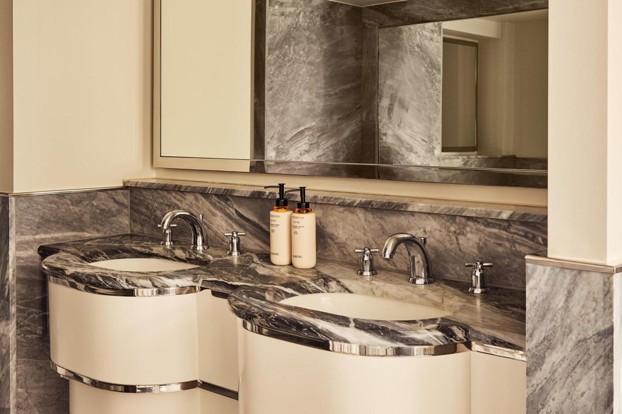 The Berkeley, Maybourne 5* Londen